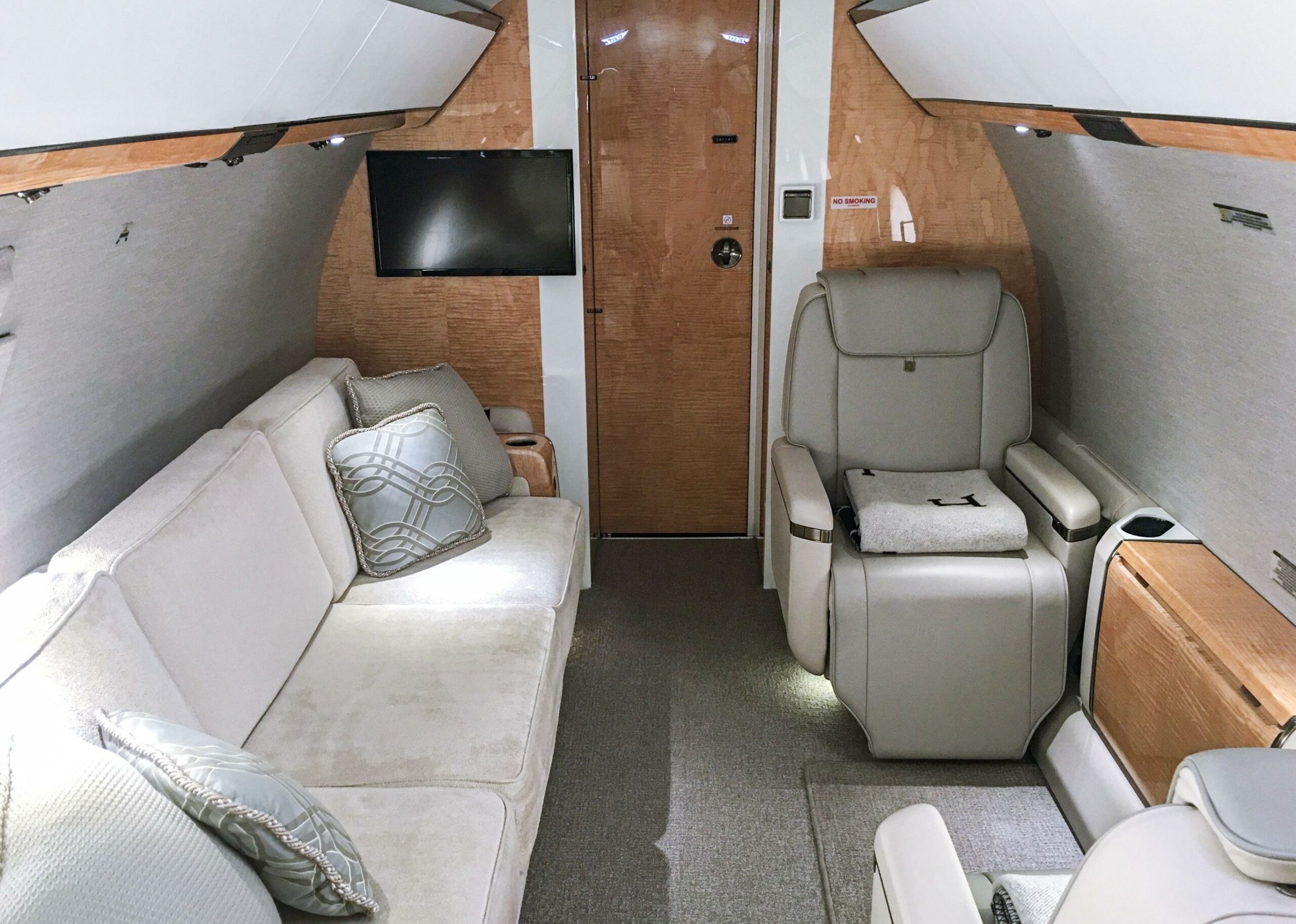 G450 Private Jet Cabin
