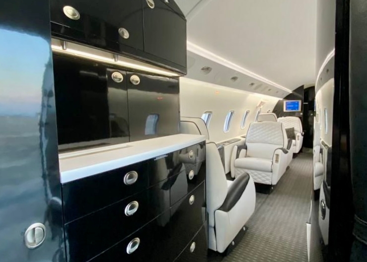 Bombardier Challenger 300 for Sale